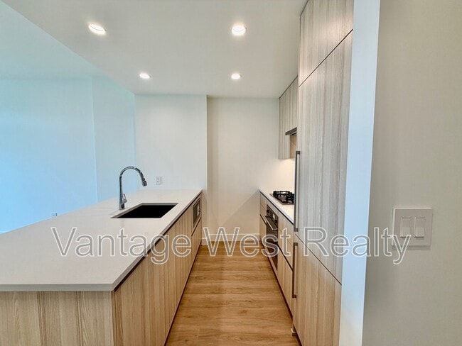 Photo - 1626 Water St