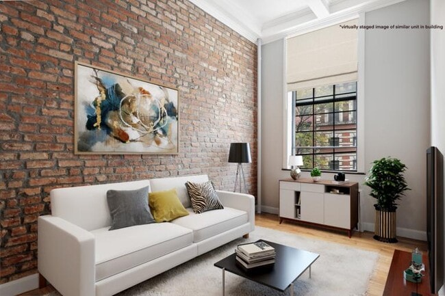 Building Photo - 221 E 11th St Unit 1A Rental