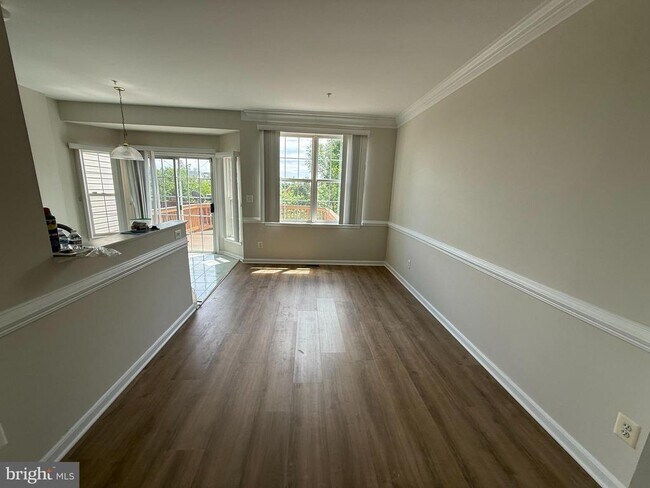 Photo - 5714 Goldfinch Ct