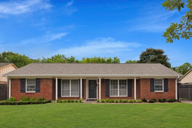 Photo - 1907 Ottawa Ln