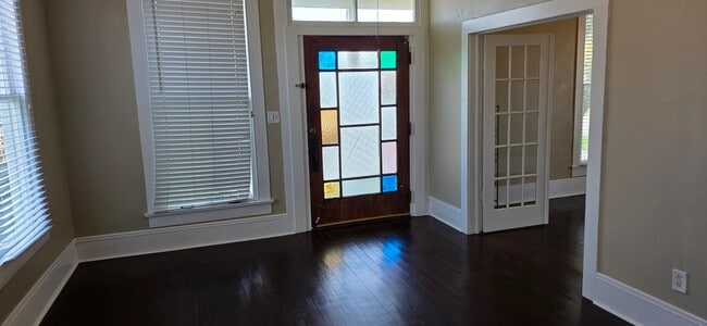 Photo - 4510 Avenue R 1/2