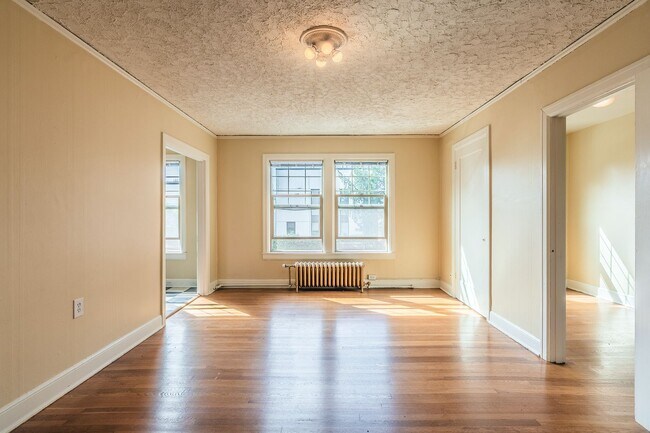 Photo - Roosevelt Apartments