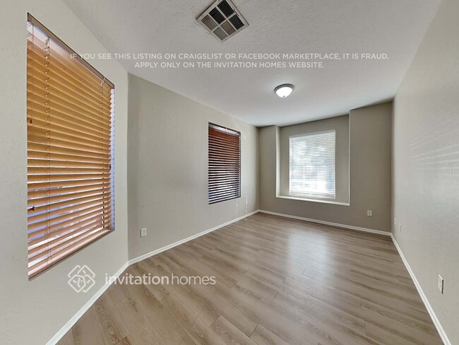 Photo - 13446 W Keim Dr