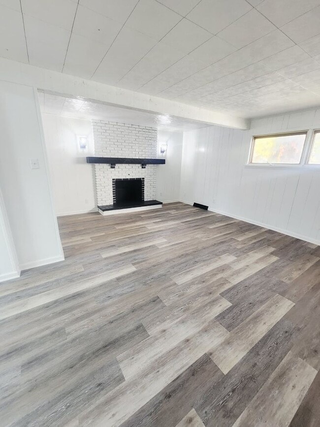 Photo - 564 Haller St