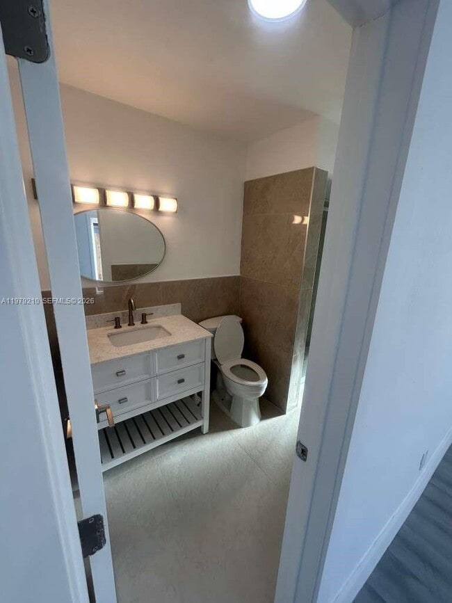 Photo - 2321 NW 85th Ave Unidad 2