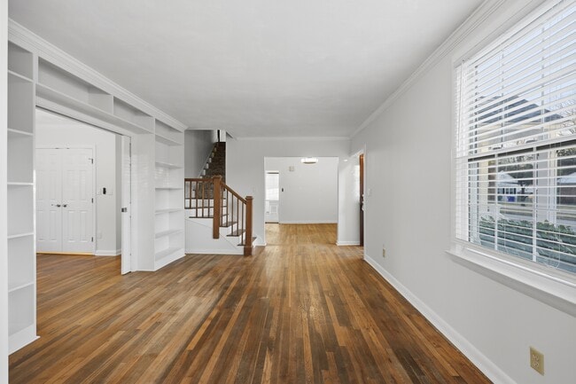 Photo - 130 Haven Dr