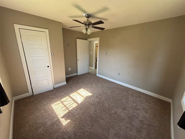 Building Photo - 1503 Teanaway Ln