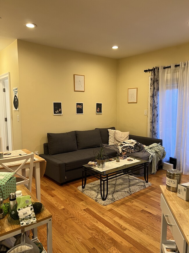 Photo - 87 Morrison Ave Unit 1R