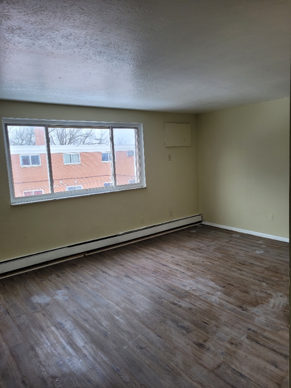 Photo - 14815-14835 Euclid Ave Unit 14815-303