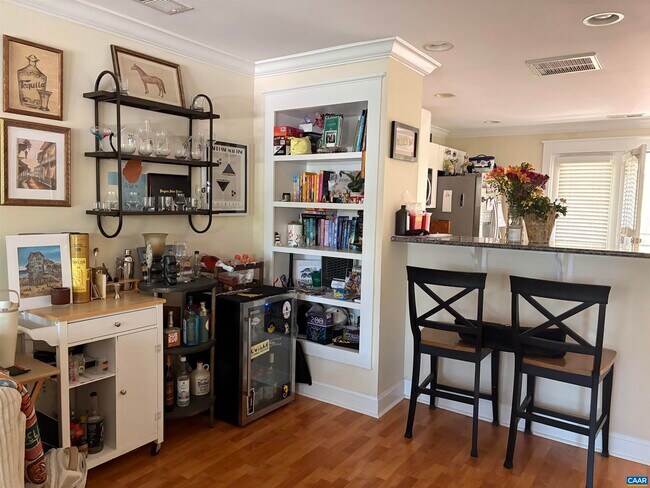 Photo - 1855 Candlewood Ct Unit 211