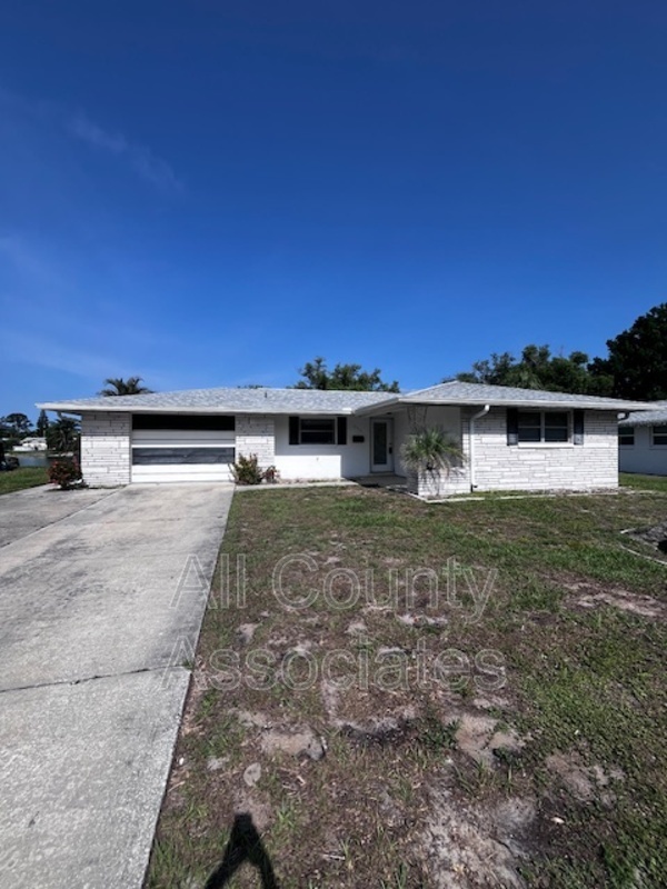 Photo - 10321 Willow Dr House