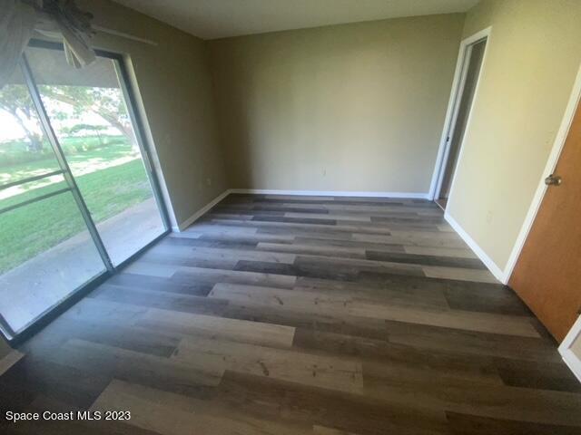 Photo - 15 W Towne Pl