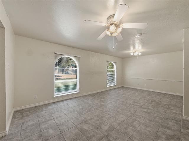 Photo - 1000 Windy Meadow Dr