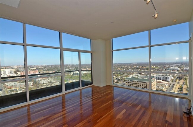 Photo - 555 E 5th St. Condo Unit 2801