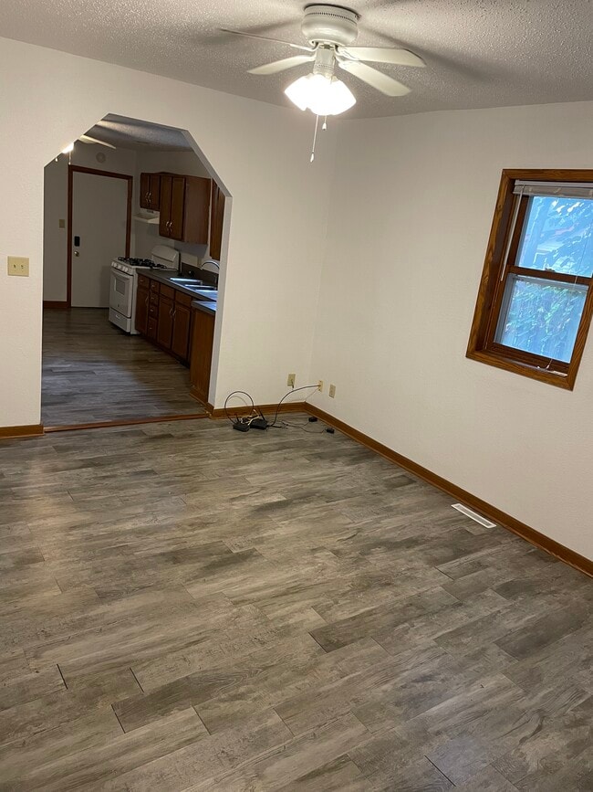 Photo - 309 8th St Unidad 2