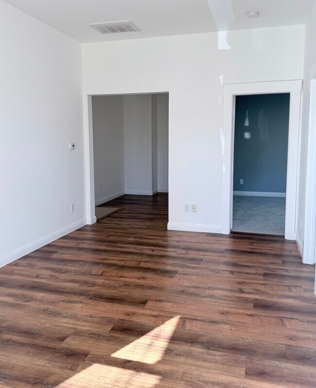 1813 Saint Charles St