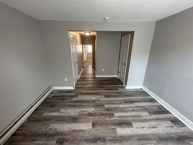 Photo - 510 Woodward St