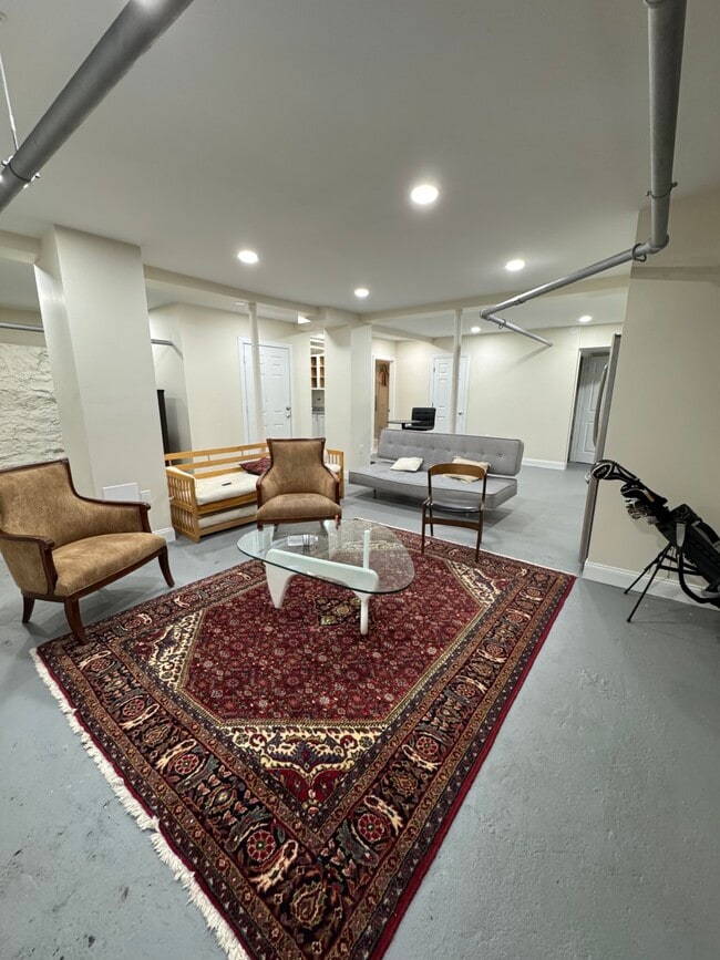 Photo - 30 Wadsworth St