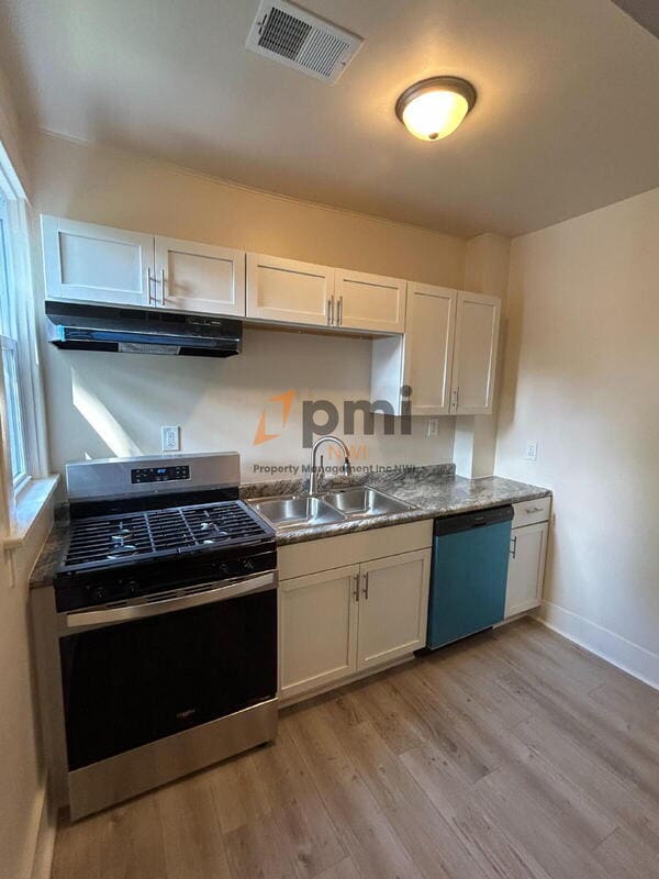 Photo - 287 1/2 Washington Street Unit 2