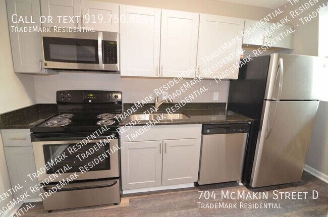 Building Photo - 704 McMakin St Rental