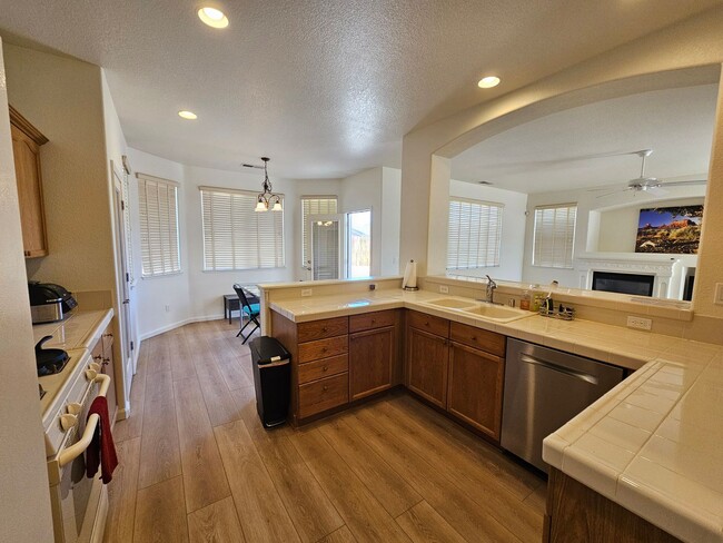 Photo - 1731 Camaraderie Way