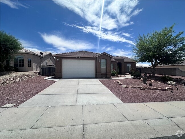 Building Photo - 2792 La Paloma Dr Rental