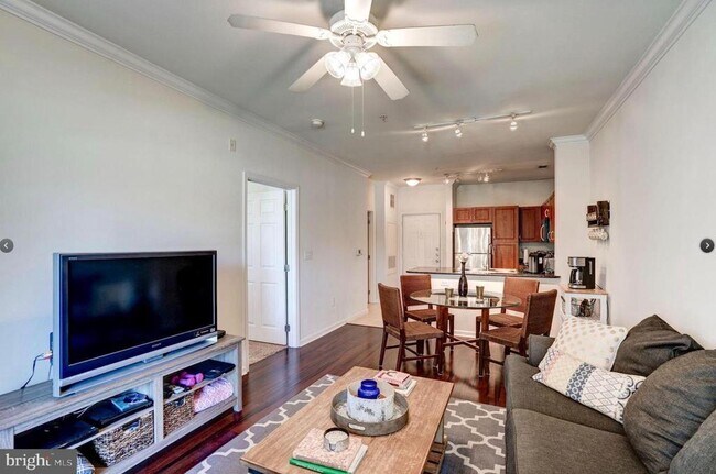 Building Photo - 12957 Centre Park Cir Unit 112