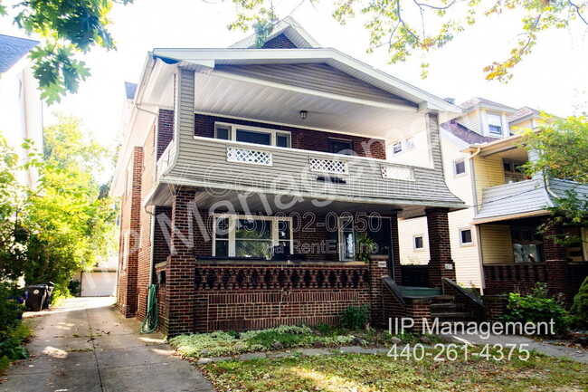 Building Photo - 2671 E 130th St Unit 3