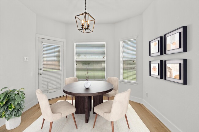 Photo - 518 Saffron Ct