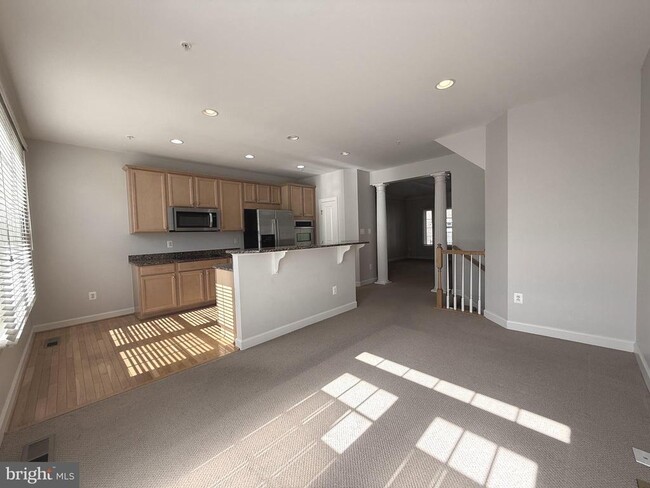 Photo - 3529 Sprigg St S