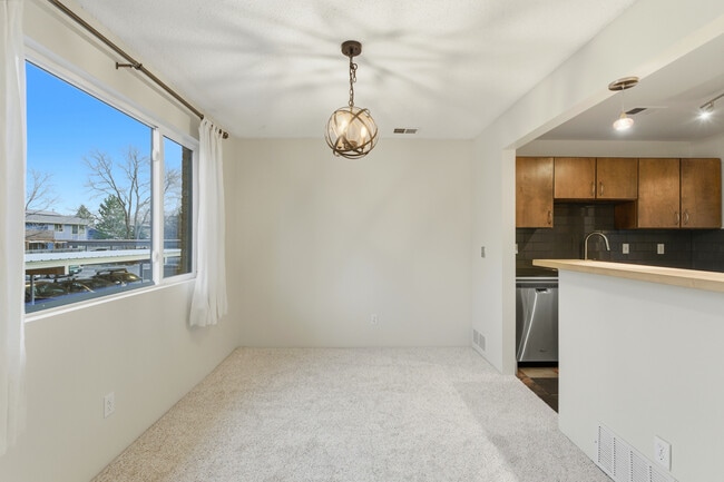 Photo - 600 Manhattan Dr Unit Apt A7