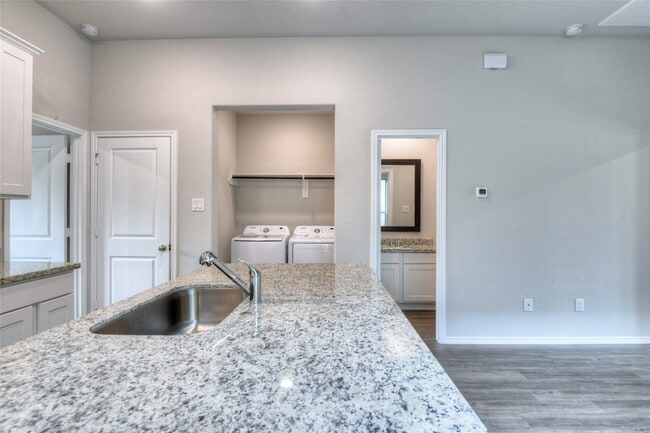 Photo - 12043 Nelwood St