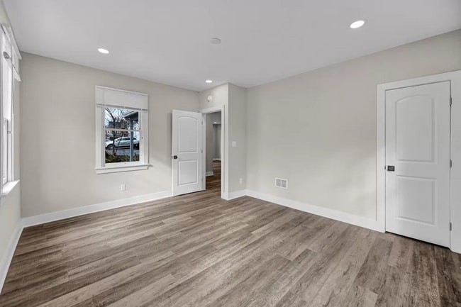 Photo - 28 E Water St Unit 2