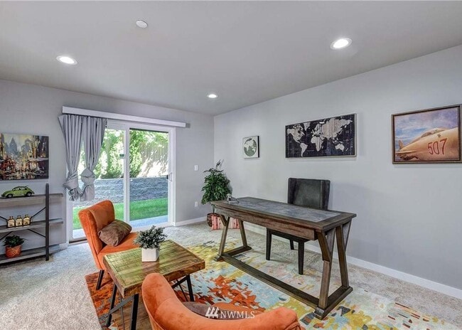 Photo - 14913 48th Ave W