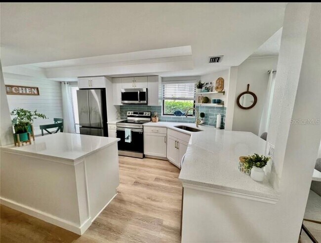 Photo - 7203 Curtiss Ave Unit 1A