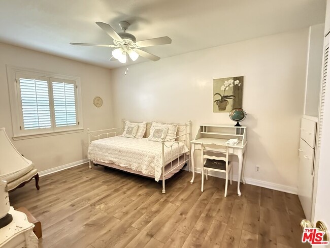 Photo - 30556 Rainbow View Dr