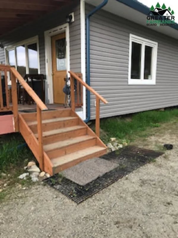 Photo - 690 El Rancho Dr