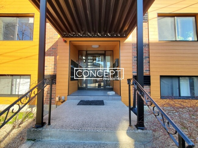 Photo - 14 Murdock St Unit 1-3