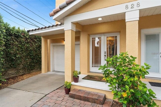Photo - 828 Ellwood Ave