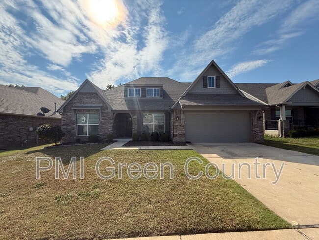 Photo - 2611 W Baton Rouge Pl