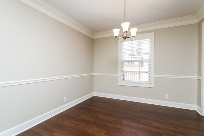 Photo - 1636 Bridgecrest Dr