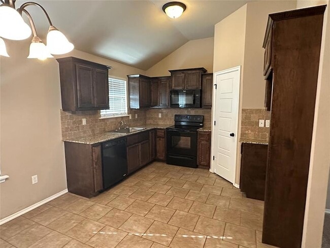 Photo - 5811 Marblewood Dr
