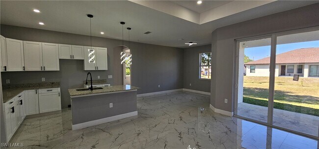 Photo - 4706 6th St W