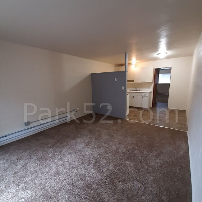 Photo - $300 Off First Full Month! 1 Bed 1 Bath Fi... Unidad #102