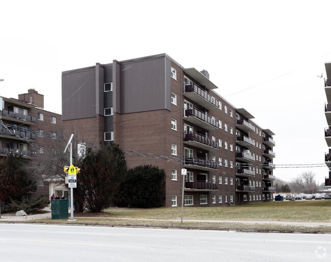 Photo - Willow Road Apartments