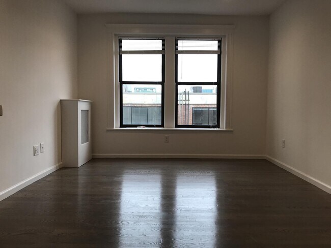 Photo - 19 Peterborough St Unit 17