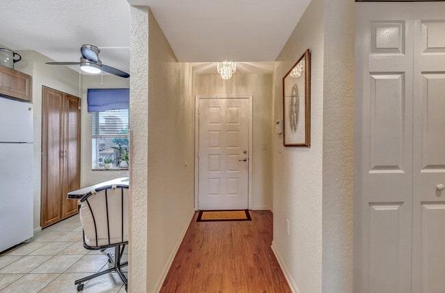 Photo - 5842 Crystal Shores Dr Unit 207
