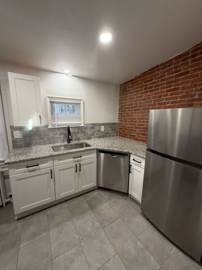 Photo - 338 Lancaster Ave Unit 1