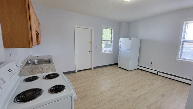 Photo - 464 Wethersfield Ave Unit Apt. 3S