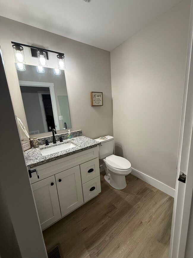 Photo - 287 Hampton Rd